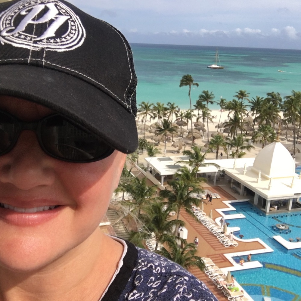 Meet your Posher, Danielle